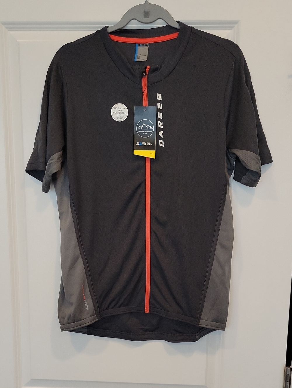 Dare2B Men's Gray Cycling Shirt Short Sleeve Back Pockets Size XL NWT